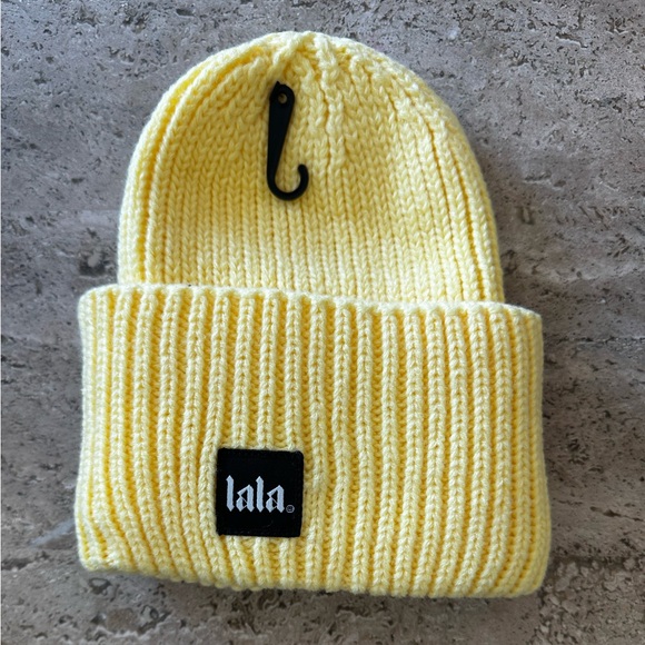 Dressed in LALA Accessories - DRESSED IN LALA Grunge Chic Label Beanie in Butter - Color Yellow - One Size